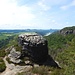Blick über das Gipfelplateau des Rauschensteins.