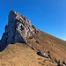 ... an den beeindruckenden Aufstieg aufs Stockhorn über den hier sich schön präsentierenden [https://www.hikr.org/tour/post121422.html SW-Grat]