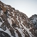 Verschneite Umgehung des Hochblassen auf der Nordseite. Erfordert nochmals Konzentration und ist anstregend zu spuren.