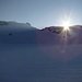 Die Sonne erscheint über dem Vorder Sustenlimihorn