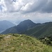 dunkle Wolken ziehen vorbei