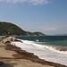man kommt am Kechira Strand heraus und wendet sich nach links