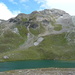 Lac du Touno und Turtmannspitze. <br />Der Aufstieg erfolgt über die einfache Rampe im linken Bildteil.