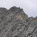 Der Gipfelaufbau der Wildkarspitze, man muss ihn in der Westflanke umgehen.