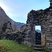 <b>La costruzione è in pietre più o meno squadrate, miste a bocce di fiume.</b>