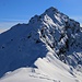 Gipfelaussicht vom Chlin Hüreli (2798m) zum weiteren Gratverlauf nach Süden zur arktisch anmutenden Cima di Camutsch (2904m).