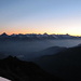 das Berner Oberland kurz vor Sonnenaufgang