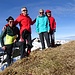 vier SAC-Huttwiler auf dem (aperen) Gipfel