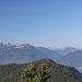 Estergebirge und ein Stück Walchensee, hinten die Ammergauer Alpen