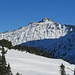 Zoomaufnahme: der Scheuakopf ist auch ein Skitourenberg.