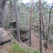 Ein Stück weiter ist noch ein Bergvorsprung mit einige Felsen, die aber hier von oben nicht so eindrucksvoll sind.