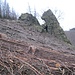 An der Stumpfrückenspitze. Die von untern sichtbare perfekte Kegelform des Felsens ist auf dieser Seite unterbrochen. Der Seitenfelsen links kann bestiegen werden - ich beobachtete einen Wanderer der dies tat - aber ich hatte leider keine Zeit mehr dazu, denn der Sonnenuntergang drohte und ich hatte nur noch 35 Minuten Tageslicht.