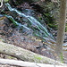 Wasser fließt zum Stausee