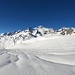 <b>Dalla quota di 2480 m il paesaggio diventa sublime: come non si può essere soddisfatti di sciare in questo ambiente?</b>