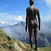 Horizon Field - Anthony Gormley - seine Skulptur Eisenmann blickt vom Diedamskopf zum Hohen Ifen