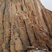 Am abseilen vom Gipfel des Ilamane. Gut zu erkennen sind die Basaltsäulen. Eine Wand und viele mögliche Routen.