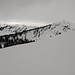 Letzter Blick zurück zu La Berra Haupt- und E-Gipfel, links darüber u.a. Hochmatt, Dent de Ruth, Wildhorn, Petit und Gros Brun, Combiflue und Chörblispitz. Kurz danach begann es zu schneien...