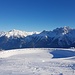 Leerer Speichersee im Skigebiet von Scuol