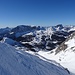 Rückblick in den Graben und zum Nassfeld beim Aufstieg über den Nordhang des Nebengipfels