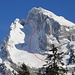 Vrenenchelen mit eingezeichneter Aufstiegsroute zur Scharte zwischen Wildhuser Schafberg und Schafbergköpf. Fotografiert im Januar 2010 im Abstieg vom Schwarzchopf