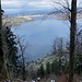 Tiefblick am Grat zum frostigen Kehrsiten, und hinüber zum sonnigen Luzern