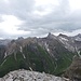 Das Regen  startet leicht,aber  mit  etwas Wind,  time  to  go!Letzte  Blick   zum Holzgauer  Wetterspitze(2895m),übers Elephant Rücken kann man auch Freispitze(2884m)-etwas  links sehen