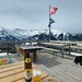 Einkehr in der Skihütte auf dem Ragolerberg mit Blick Richtung Pizolgebiet