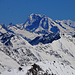 Cristallina (2911,7m): Gezoomte Gipfelaussicht zum höchsten Glarner- Tödi - Piz Russein (3614m).