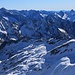 Tessiner Alpen!<br /><br />Gipfelaussicht von der Cristallina (2911,7m) ostwärts. Links ist der höchste ganz auf Tessiner Boden stehende 3000er Pizzo Campo Tencia zu sehen (3071,7m) zu sehen.