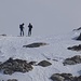 Due che scorgo avvicinarsi mentre sono in vetta (zoom)