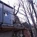 La ringhiera vicino all'antenna