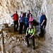 Foto di gruppo nella grotta