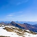 Auf P. 2241<br />Im Hintergrund die Pyramide des Pizzo Molinera (2292 Meter).