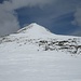 Im Anstieg zum höchsten Punkt der Costa delle Mine: aufgrund von Schneemangel ist ein Geröllfeld ist zu überschreiten.