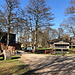Klostermølle - Bis 1974 befand sich auf dem Gelände der "Klostermühle" eine Kartonfabrik. Heute wird das Areral offenbar u. a. als Naturschule und Zentrale für Natur & Jugend genutzt - [https://da.wikipedia.org/wiki/Klosterm%C3%B8lle Klostermølle].