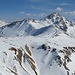 Zoomaufnahme: vor dem Piz Laviruns der zuvor bestiegene Gipfel