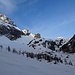 Ausblick von Groppi, das Couloir bereits im Ansatz erkennbar.