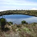 le magnifique petit lac de cratère du Muhabura