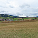 Blick über das Moorgebiet nach Schwyzerbrugg.