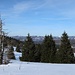 Abstieg mit Blick zur Dammersfeldkuppe.
