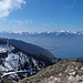 Chablais-Alpen. Vorne das Aussichtsbänkchen auf der Dent de Jaman