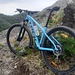 Vetta La Pelosa e sullo sfondo la Croce del Teso prossima meta.