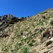 Salita verso una bocchetta Q1840 prova di discesa sul lato opposto, prova di salita sulle rocce in cresta poi proseguiamo verso sinistra