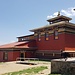 Das schmucke Kloster (Gompa) in Takasindu