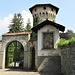 Torre ed edicola votiva in via Lanfranconi a Casciago.