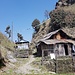 Verfallende Hütten auf dem Pass Surkie La 