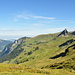 Blick zurück zu Druesberghütte, Schülberg und Pfannenstöckli.