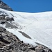 Gletscherzunge des einfachen Mera Gletschers auf 5220m mit etlichen Trekkern unterwegs 