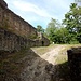 Die Kyrburg thront hoch über Kirn und ist das Wahrzeichen der Stadt. Sie wurde 1128 erstmals erwähnt, in einer Urkunde des Grafen Emich, der sich darin "de Kirberc" nannte.