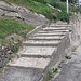 Pochi metri dopo il parcheggio Vegna - Finsuè si risale questa scalinata che condurrà a Monti Barè. 